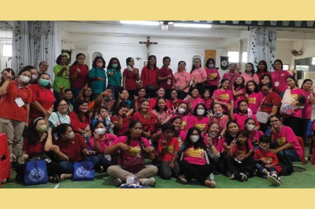 Senyum Ceria Anak-anak dan Pembina BIA PCGIT