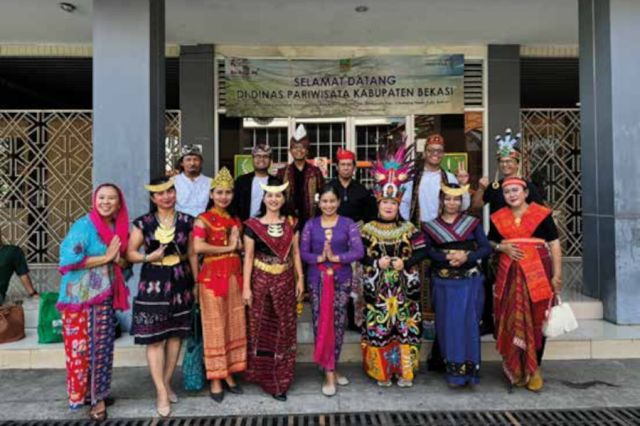 Nyanyian Perdamaian - Gema Suara Teresa Raih Juara 1 Lomba Paduan Suara FKUB Kabupaten Bekasi
