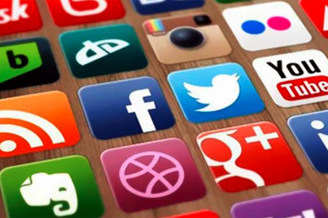 Spiritualitas Penantian dan Hidup Terpadu - Media Digital dan Transformasi Kehidupan Beriman