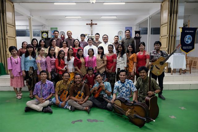 Iman dan Tradisi Budaya Lokal