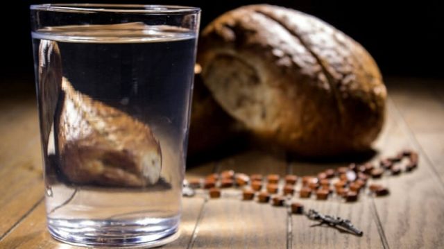 Meningkatkan Pertobatan Diri melalui Menjadikan Makanan Sebagai Obat Bukan Ikut Selera