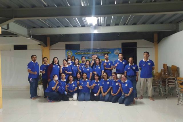Pertemuan Perdana Kursus Evangelisasi Pribadi Angkatan VIII