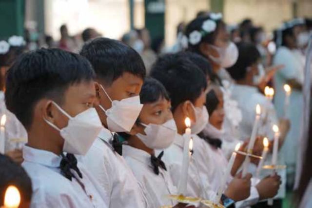 Misa Penerimaan Komuni Pertama