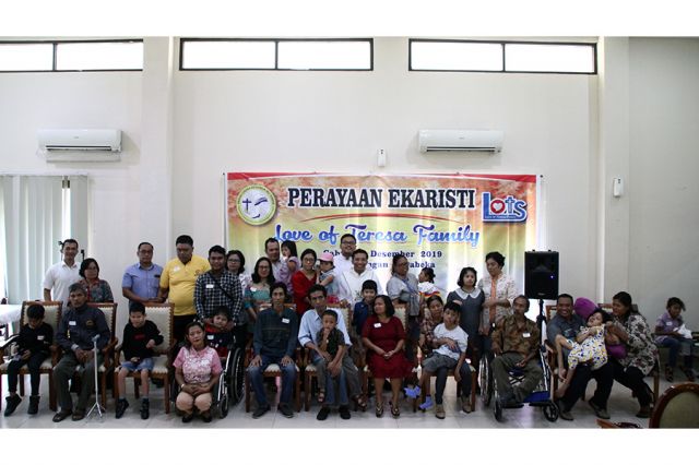 Perayaan Ekaristi Love Of Teresa Family