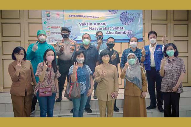 Vaksin Aman, Masyarakat Sehat, Aku Gembira - Program Vaksinasi Covid-19 di Paroki Cikarang