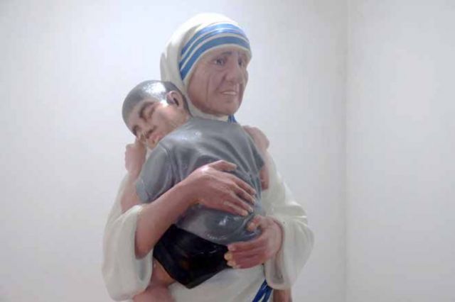 Pemberkatan Patung Bunda Teresa